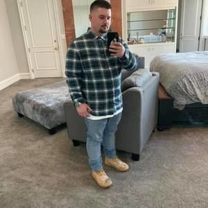 Meet your Posher, Sage